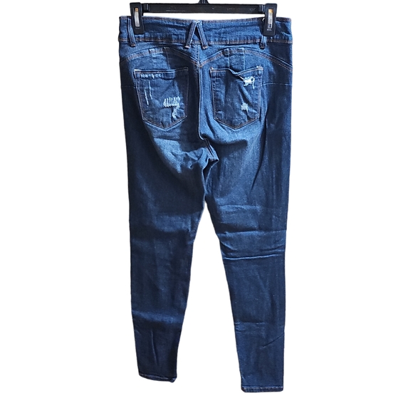 Wax Butt lifting Jeans - Picture 2 of 2